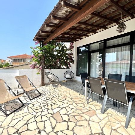 Apartment Denis - Great Location & Large Terrace Макарска Экстерьер фото
