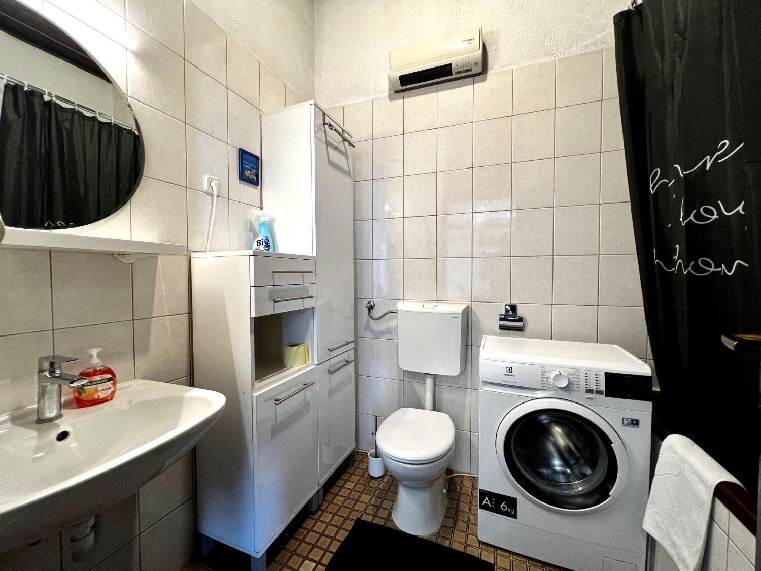 Apartment Denis - Great Location & Large Terrace Макарска Экстерьер фото