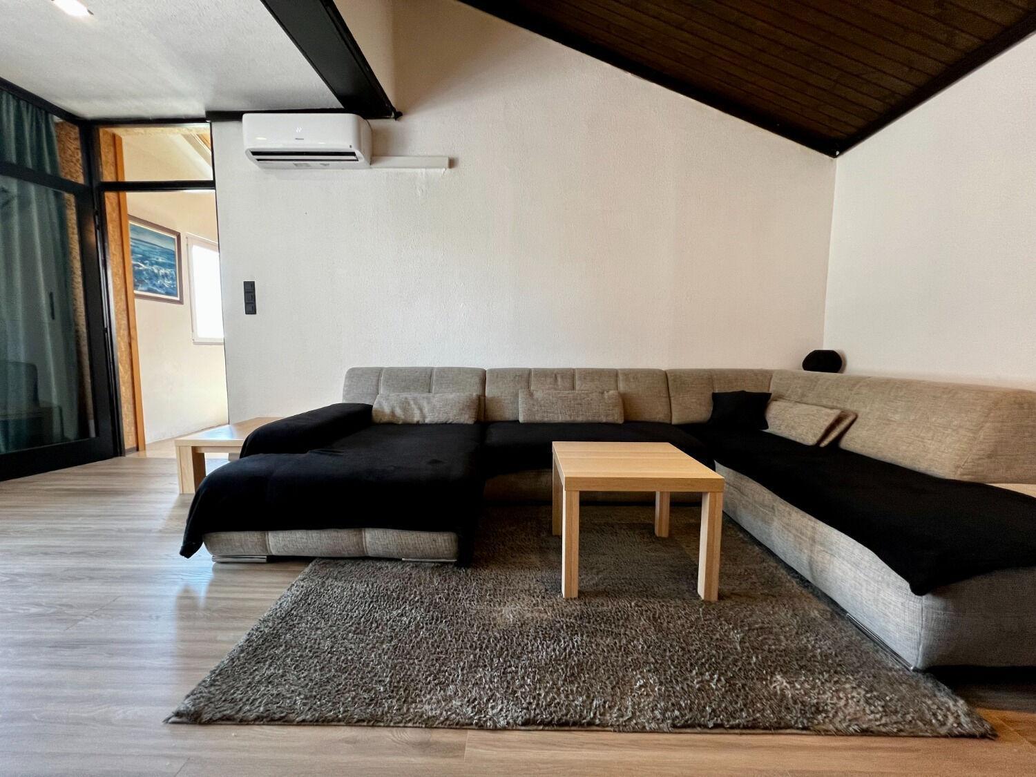 Apartment Denis - Great Location & Large Terrace Макарска Экстерьер фото